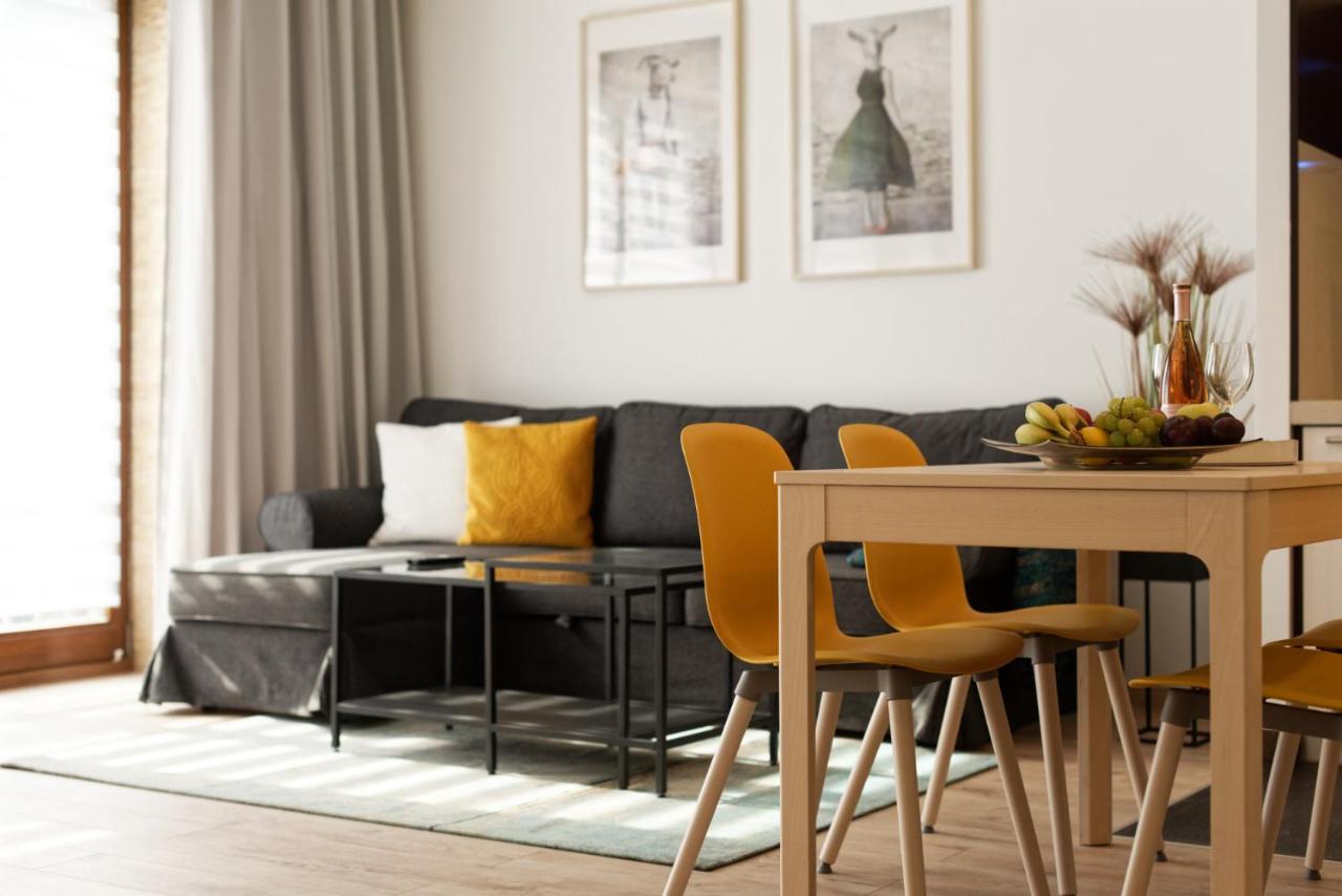 City Center Apartament Parking By Impero Познан Екстериор снимка